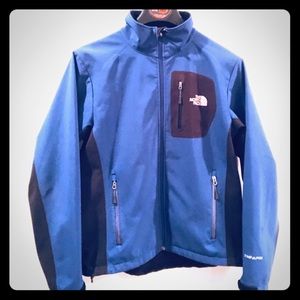 The North Face TNF- apex Shell